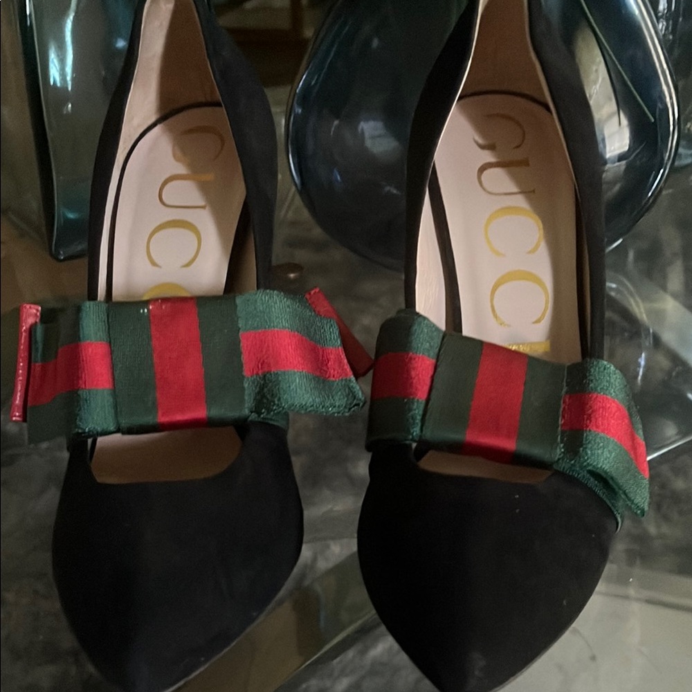 Gucci Black and Red Heels with Signature Style